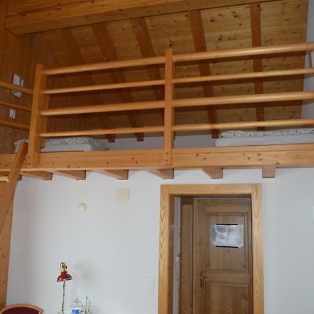 Hotel Grimsel Obergesteln Ruang foto