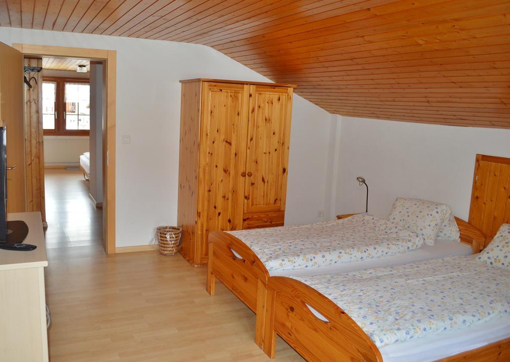 Hotel Grimsel Obergesteln Ruang foto
