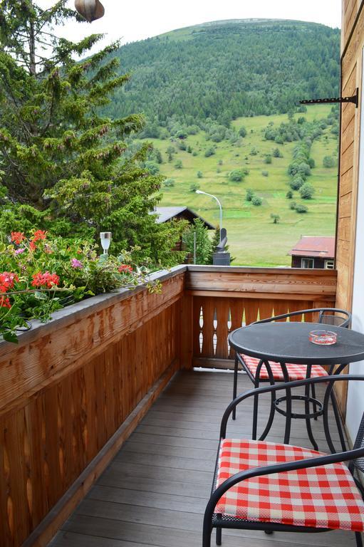 Hotel Grimsel Obergesteln Ruang foto